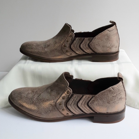 NWT Clarks Trish Bell Gunmetal Metallic Slip on Shoes Size 10 - Picture 1 of 11